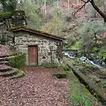 Feriehus O Outeiro Da Tia Mucha