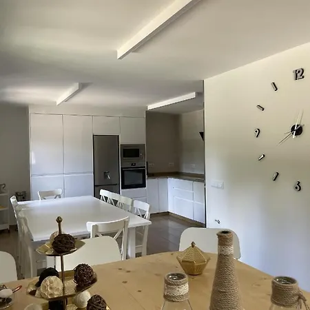 O Outeiro Da Tía Mucha *