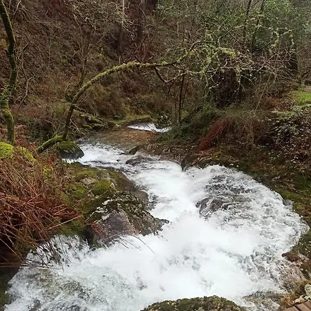 Nyaraló O Outeiro Da Tia Mucha *
