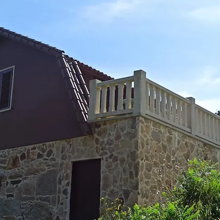 O Outeiro Da Tía Mucha *