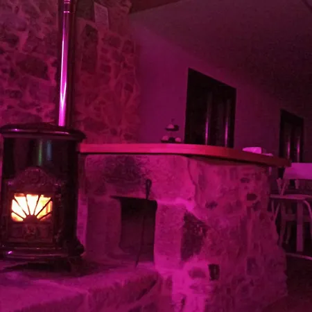 O Outeiro Da Tia Mucha Hébergement de vacances *